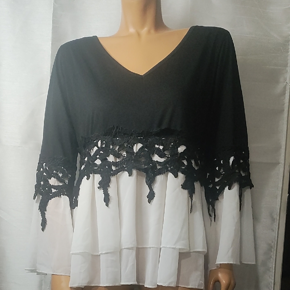 Next Black and White Tiered Bell‎ Sleeve Tunic
